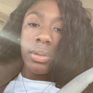 Meet your Posher, Ariana